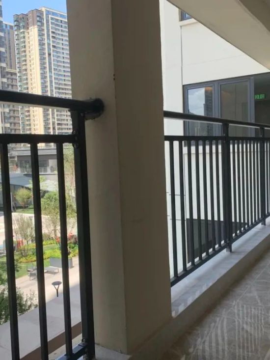 雲南 . 上躍天地陽台護欄樓梯扶手項目 雲南 . 上躍天(tiān)地陽台護欄樓梯扶手項目
